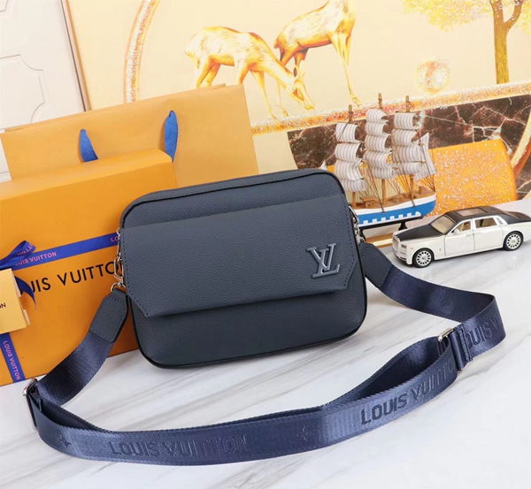 ルイヴィトンバッグ正面デザイン